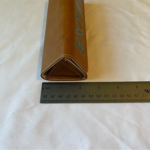 EXTRA Fossil Sunglasses Case - Picture 8 of 8